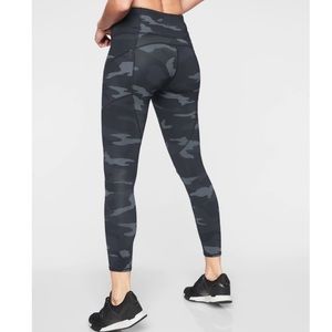 ATHLETA Contender 7/8 camo
Tight Powerlift